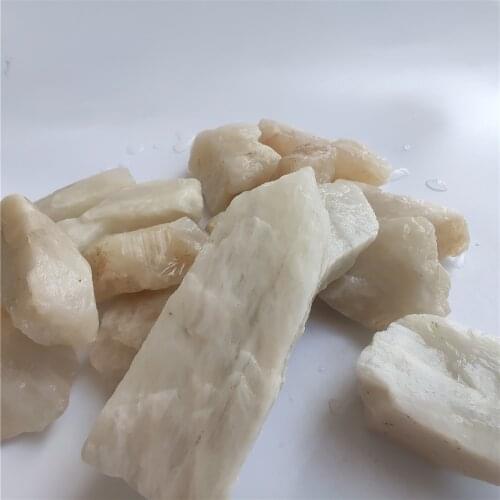 2-8cm Natural Moonstone White Irregular Gravel Specimenl Healing Energy Stone Home Decor Modern Decoration Fish Tank Decor Gift