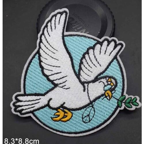 Full Embroidered Peace And Love Pigeon Iron On Moon And Sun Yellow Round Patches Clothes Patches for Clothing