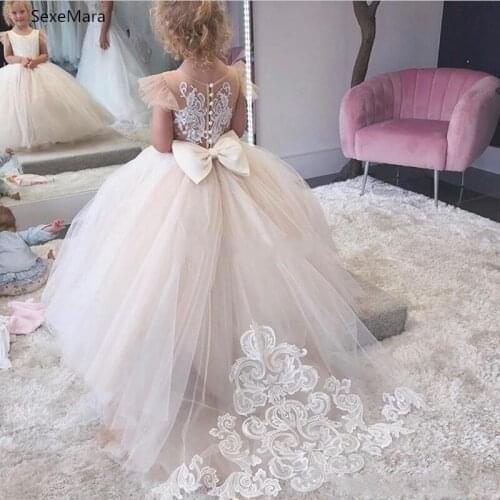 New Communion Dresses for Girls Champagne O-neck Sleeveless Ball Gown Lace Appliques Flower Girl Dresses for Weddings
