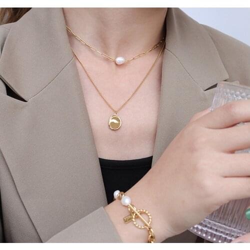 Titanium With 18 K Gold Layered Chain Geo Real Pearl Necklaces Women Jewelry Punk Designer Club Cocktail Party Japan
