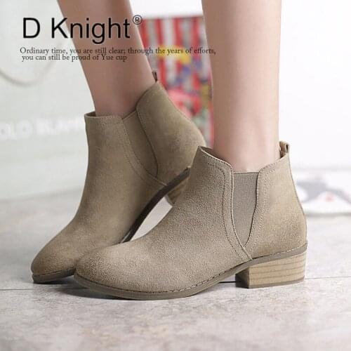 Hot Selling Genuine Leather Women Western Ankle Boots New Vintage Cow Leather Slip-on Short Motorcycle Boots Girls Winter Boots