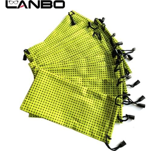LANBO 50 pcs/lot Glasses Case Soft Waterproof Plaid Cloth Wholesale Sunglasses Bag Glasses Watch Phone Eyeglasses Case Green S19
