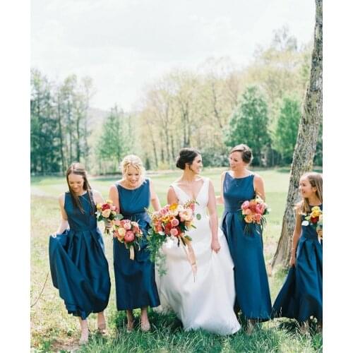Vintage Long Teal Blue Satin Bridesmaid Dresses Sheath Floor Length Sleeveless Zipper Back Robes de Soirée for Women