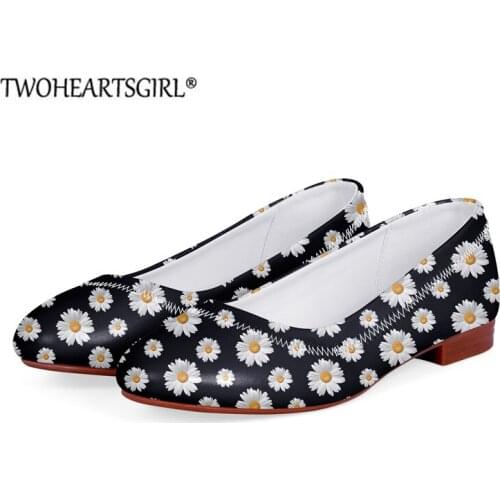 Twoheartsgir Black Floral Design Loafers for Female Ladies Soft Flat Boat Shoes Women Stylish PU Leather Walking Single Shoes