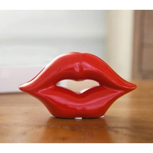 Ceramic Crafts Modern Minimalist Lips Figurines Ornaments Home Decoration Lip Print Creative Wine Cabinet TV Cabinet Gifts