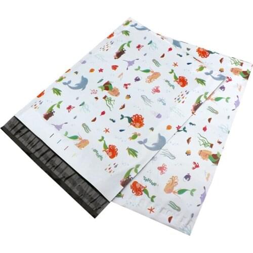 500pcs 4 Styles Cartoon Christmas style Mailing Bags Plastic Mailers bubbles Bag Poly Mailing Courier Envelope Express bag