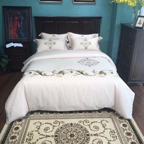 80S Egyptian cotton Luxury Embroidery Wedding Bedding Set 4pcs Queen King Duvet cover bed sheet set Pillowcase white flower gold