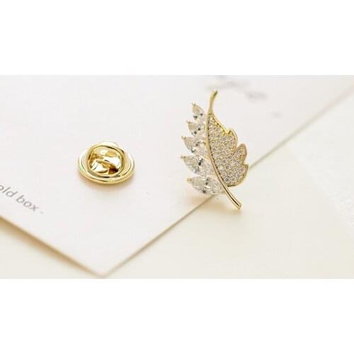 Hot Fashion AAA Zircon Rhinestone Leaves Feather Brooches Clothes Sweater Corsage Pins Brooch Pins Enamel Pin Brooches For Women