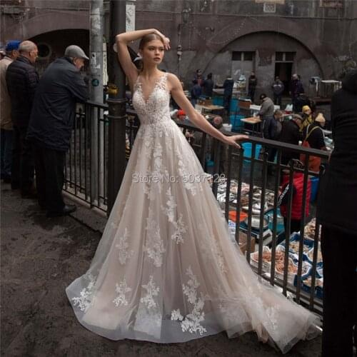 2021 Elegant Lace Appliques Open Back Wedding Dresses Off the Shoulder A Line Bridal Gowns Sleeveless Custom Online Bridal Gowns