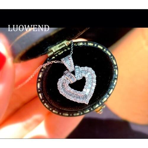 LUOWEND 100% 18K White Gold Necklace Engagement Necklace Halo Heart Shape Diamond Pendant Necklace for Women Proposal Customize