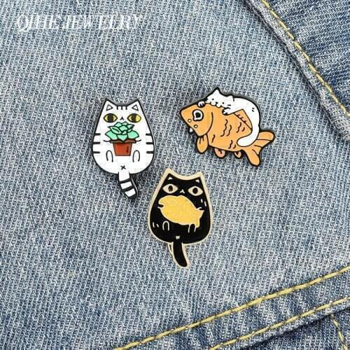 QIHE Jewelry Black White Fat Cat and Fish Enamel Pins Cute Animal Brooches Badges Fashion Pin Gifts for Friends Wholesale