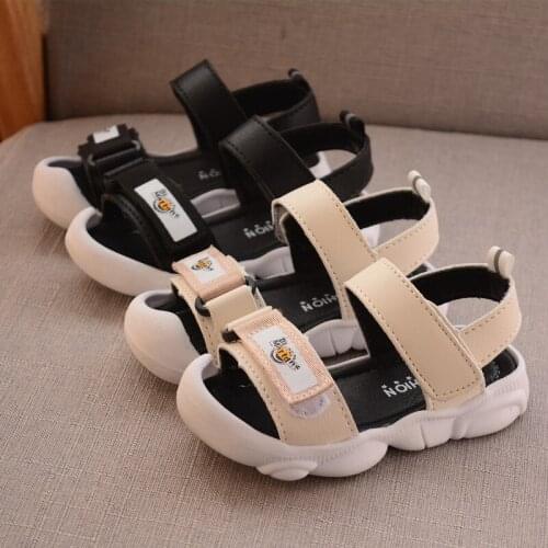 2020 Korean summer childrens shoes new boys soft bottom beach shoes male baby Baotou sports casual sandals