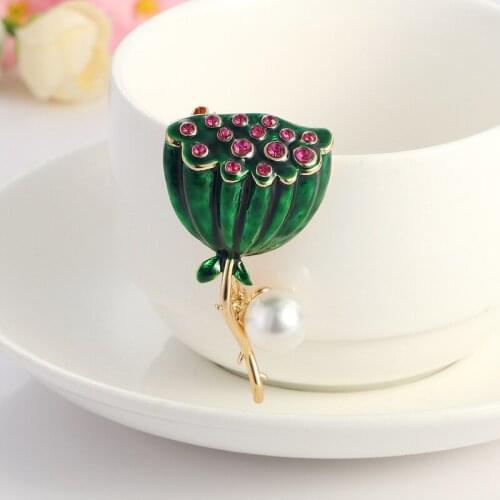 Europe America Enamel Lotus Imitation Rhinestone Pearl Brooch Pin for Girl Women Fashion Jewelry Corsage Accessories Wholesale