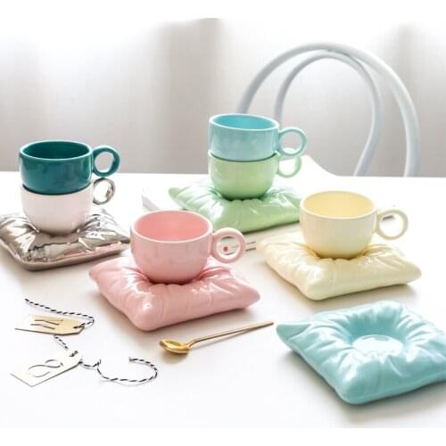 Macaroon Style Creative Pillow Shape Coffee Set Milky Colour Water Coffee Milk Juice Tea Cup and Saucer 200ml