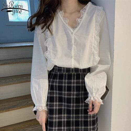 Sexy Women Cotton Shirts Casual Vintage V-neck Korean Elegant Women Tops Long Sleeve Lace Shirt with Lace Blouse Blusas 10913