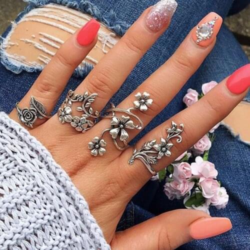 Retro Forest Vines Leaves Flowers Rings Set Female Bohemian Jewelry Gifts Hollow Out Antique Metal Party Joint Ring