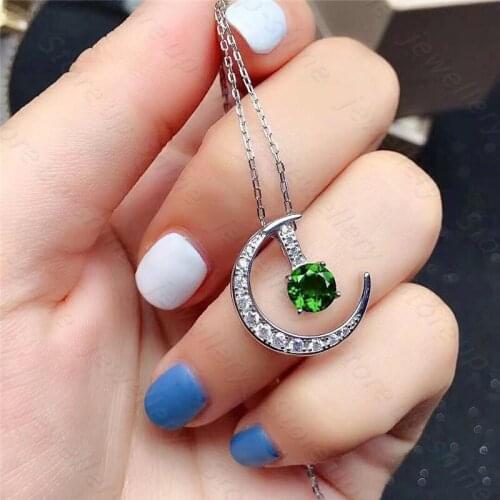 New natural diopside necklace pendant 925 silver ladies necklace luxurious and elegant