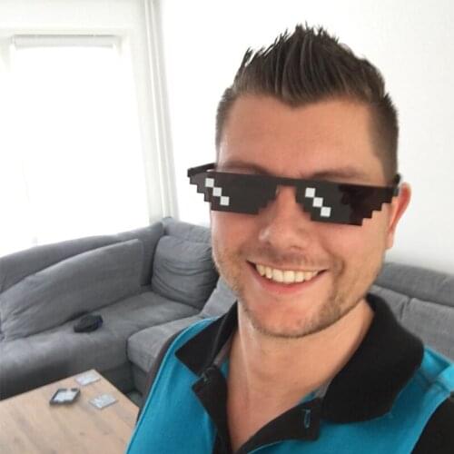 Brand Designer Sunglasses Men Women Luxury Plastic Sun Glasses Life Party Eyeglasses Vintage Eyewear