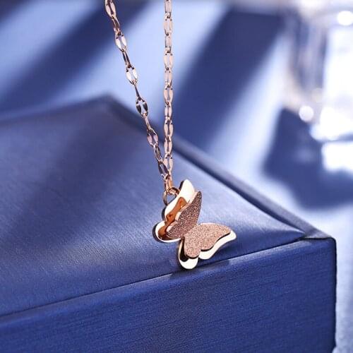 2020 Gold Butterfly Pendant Necklace Choker Stainless Steel Jewelry Women Fashion Chain Vintage Cute Accessories Graduation Gift