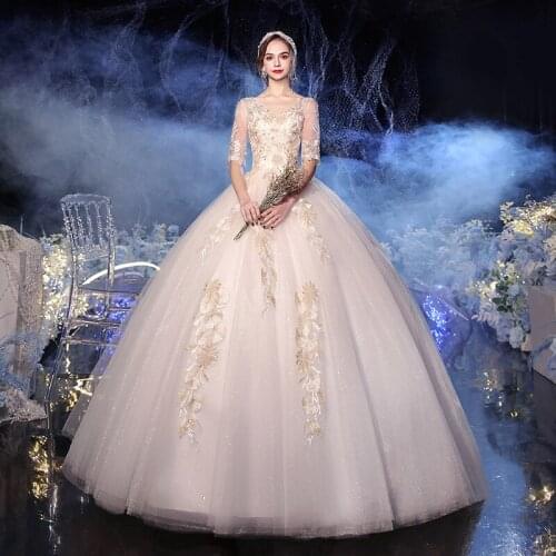 Vestido De Noiva 2020 Elegant Champagne Wedding Dress Luxury V-neck Half Sleeve Bride Dress Floor-length Lace Wedding Gowns