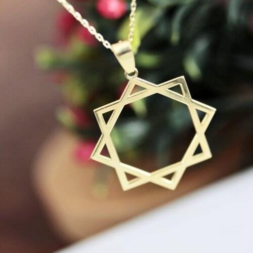 SHAPED SILVER NECKLACE SPECIAL DAY GIFT