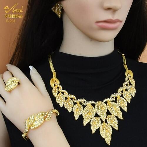 Nigerian Luxury Woman African Jewelry Sets Crystal Diamond Necklace Earrings Set Dubai Gold Plated Wedding Bridal Accessories