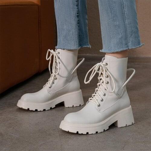 QZYERAI 2021 New Fashion Women Winter Motorcycle Boots Genuine Leather Chunky Heels Shoes Women Party Casual Shoes Woman