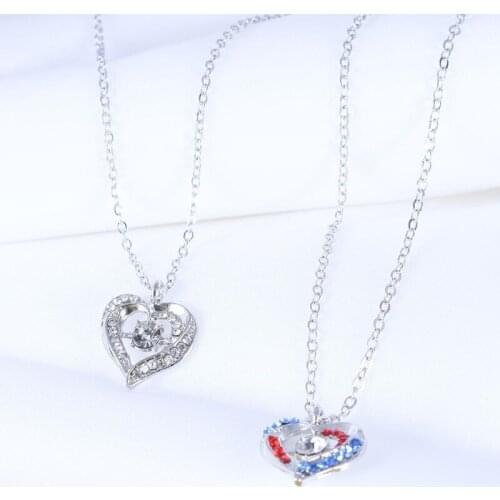 Fashion Women Necklace Heart Shaped Fancy Color Diamond Pendantt Chain Temperament Clavicle Chain Jewelry Accessories Wholesale