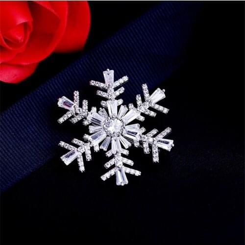 Bling Snowflake Women Brooches Sparkling Zircon Crystal Brooch Pins Winter Jewelry Female Broches Pin New Christmas Gift