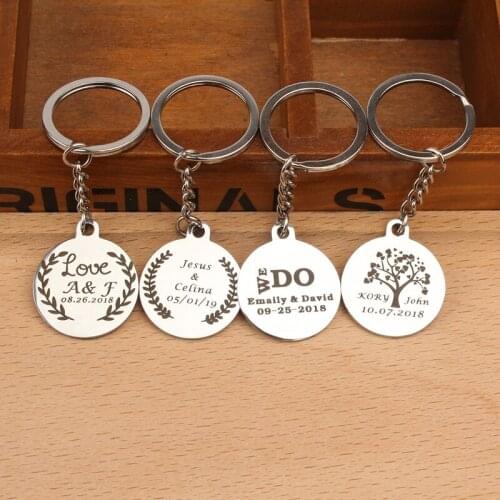 10PCS alloy Personalized names date keychain custom wedding favors and gifts wedding gifts for guests wedding party souvenirs