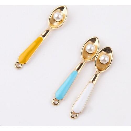 New Arrival 7*36MM Kawaii Enamel Alloy Pearl Decorated Spoon Pendant Charms 10pcs 30pcs Oil Drop Metal Charms Fit Earring Decor