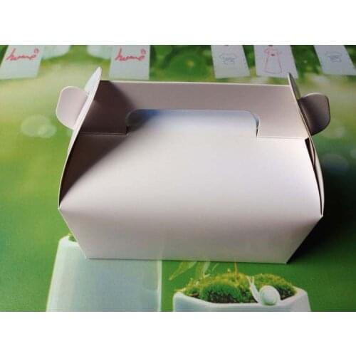 35pcs 16.2*9*8cm White Packaging Kraft Paper Mousse Box with Handle For Candy\Cake\Dessert Packing boxes