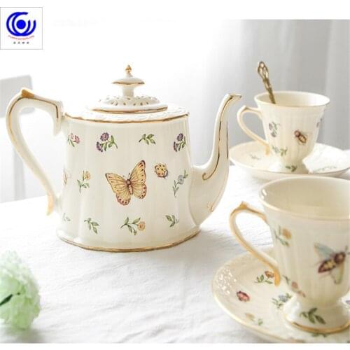 French gold garden European ceramic gold-painted coffee cups and saucers Luxury retro flower teacups English afternoon tea set