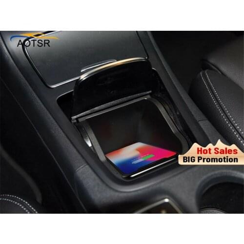 QI car wireless charger for Mercedes-Benz GLA/A series 2015-2109 Intelligent Fast Wireless Charging Car Phone Holder for iphone