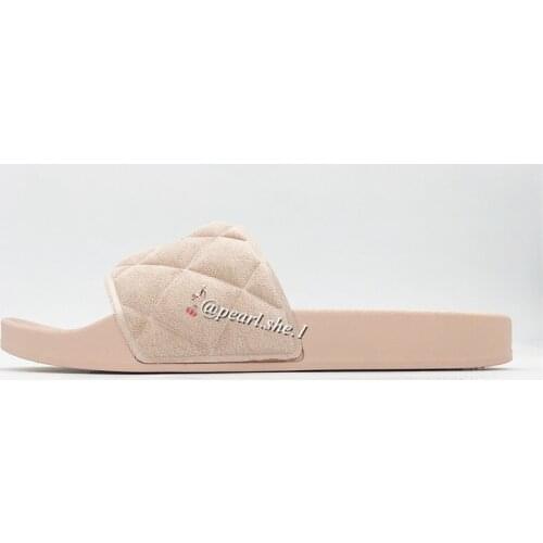 2021 New Female Warmth slippers Outside shoes designer slippers famous brands Comfortable Faux Fox fur Winter slippers