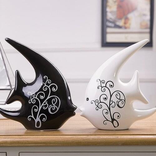 Modern Ceramic Black and White kiss fish Couple model Living Room Shelves Decoration accessories Wedding Gift