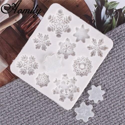 Aomily Snowflake Shaped Silicone Soap Candy Fondant Chocolate Christmas Kitchen Mould Silicone Cookies Cake Barking DIY Mold