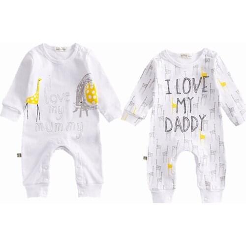 Infant Boy Clothes Long Sleeve Autumn Rompers Cotton Sleepwear Love Daddy Love Mummy Clothing Giraffe Pattern Baby Jumpsuit