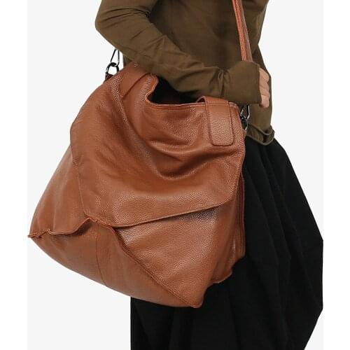 2021 new Korean Shoulder Messenger Bag Womens Bag first layer cowhide Handbags personality design large capacity Bucket Bags