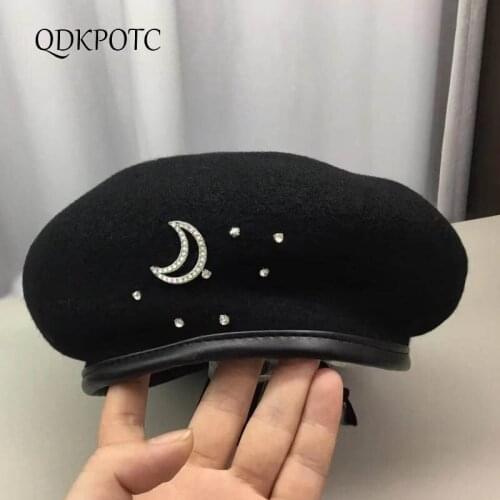 2021 Hat Autumn Winter New Women Wool Berets Fashion The Moon Rhinestone Japan South Korea England Travel Painter Cap QDKPOTC