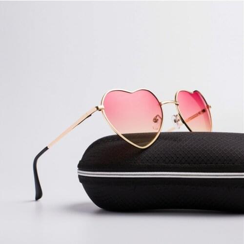Vintage Heart Sunglasses Women Brand Designer Candy Color Fashion Gradient Sun Glasses Outdoor Goggles Party Oculos De Sol