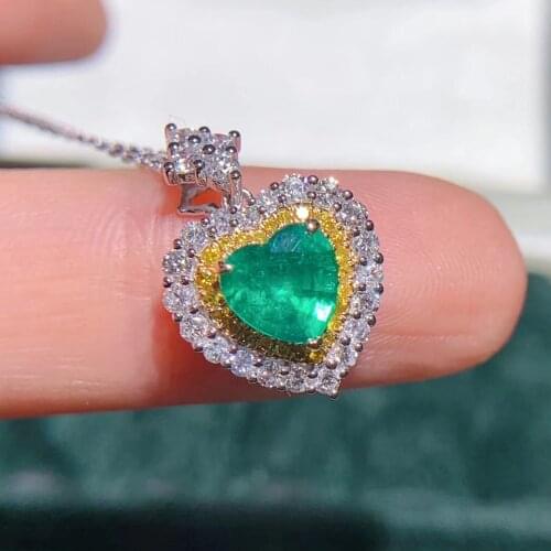 AEAW Jewelry 18K White Gold 0.84ct Natural Emerald Necklace Heart Cut Green Gemstone Necklace Women Jewelry