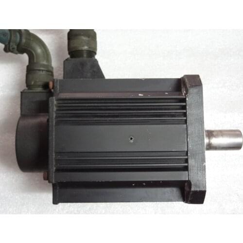 MDM352A1C SERVO MOTOR , used in good condition . 80% appearance new , good working , free shipping