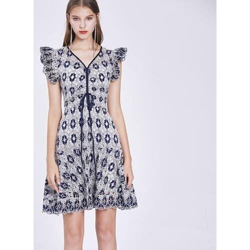 Runway New Fashion Crochet Flower Hollow Out Embroidery Dress Women Vintage V-Neck Bow Female High quality Lace Dresses Vestido