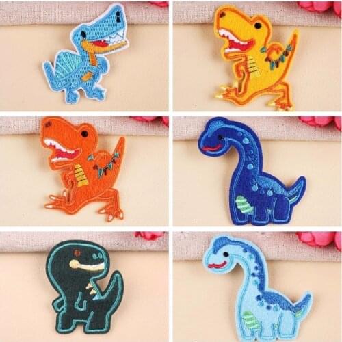 Cartoon Dinosaur Animal Patches for Clothing Diy Jurassic Park Embroidered Appliques Childrens Wear Stickers Iron Parches