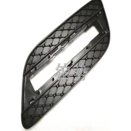 Car Cover right side mer ced esb enzML 250 GL E250 ML 350 W166 Front bumper vent R Fog light frame Bumper ventilation grille