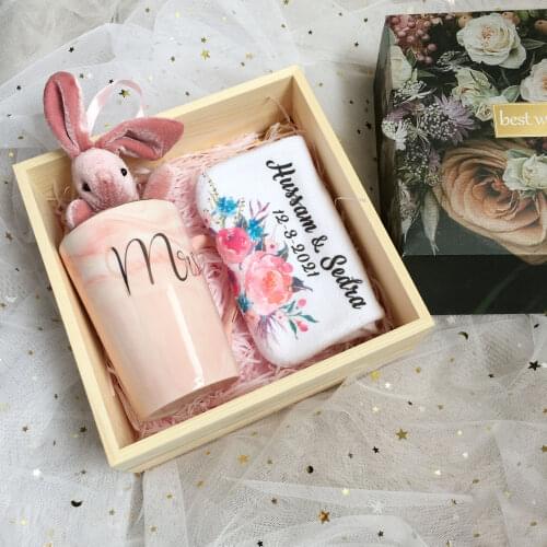 Free shipping birthday gift for girlfriend boyfriend pink grey mug handkerchief Thanksgiving Christmas return gifts for wedding