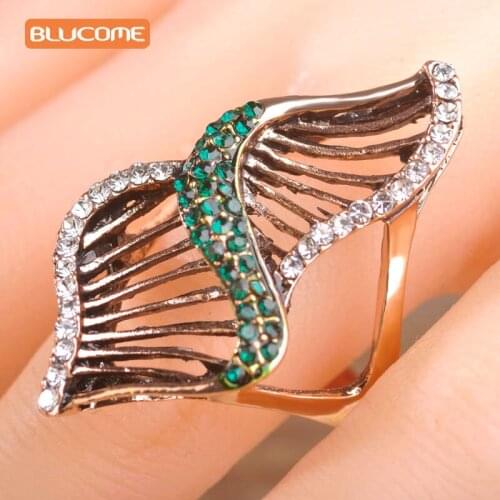 Blucome Rings With Crystals