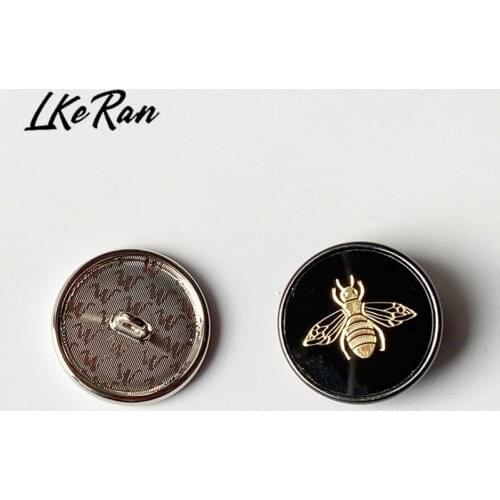 LKERAN 5Pcs 10-23mm Bee Enamel Metal Buttons for Sewing Scrapbook Jacket Blazer Sweaters Gift Crafts Handwork Clothing