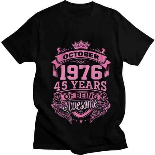 Mens Queens Born In October 1976 45 Years Of Being Awesome T-Shirt 45th Birthday Tshirt Short Sleeve T Shirt Cotton Tee Tops